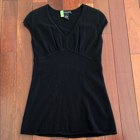 Black Cap Sleeve Top - Picture 1 of 4